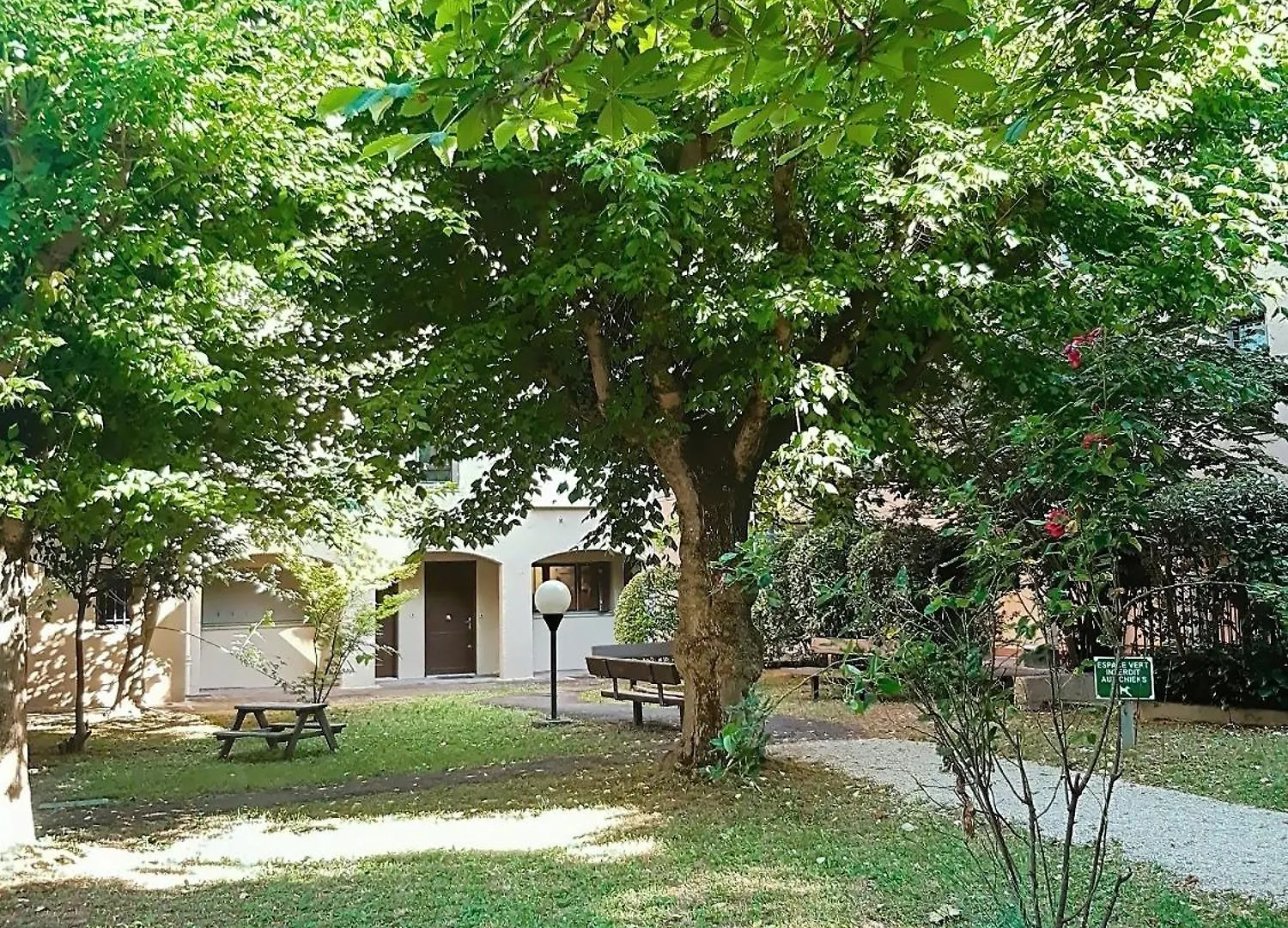 Studio Avec Terrasse Et Jardin Aix-en-Provence